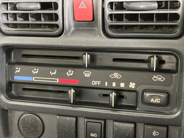 �����~�������Ă��S�Ȃɉ��K�ȋ󒲂�͂��Ă����G�A�R���𑕔���