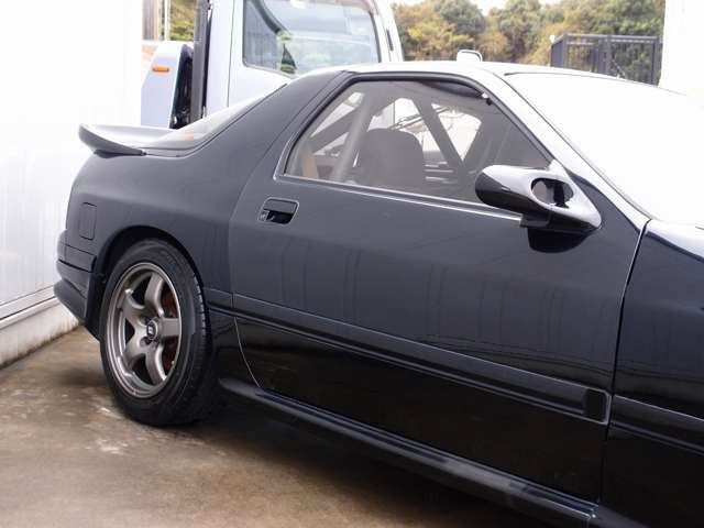 �ŏI��4����A���t�B�j4�̓���!�ŏI���f�����A���t�B�j�ł��I���\�ɂȂ����u�����A���g�u���b�N�O���F!�N�X�R�ԍ����A32GTR����16AW�A�}�t���[�A�G�A���ȂǑ����̍��z�p�[�c�𑕔��������