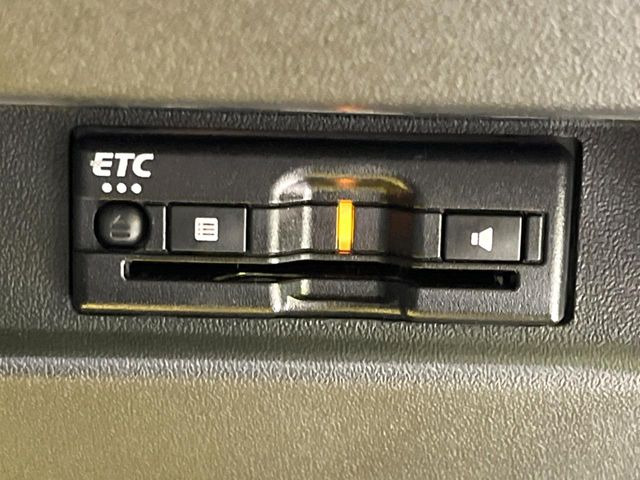 【ETC】高速道路の料金所をストレスなく通過!話題のスポットやサービスエリアに多い「スマートIC」利用時は必須のアイテムです。当店でセットアップを実施、ご納車当日からすぐにご利用いただけます!