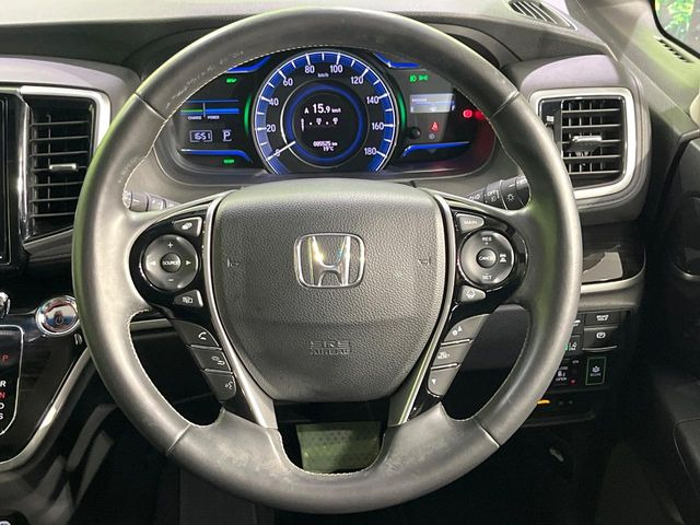 �y�����v�����X�e�A�����O�z�㎿�Ȋv���g�p���邱�ƂŁA��ɂ����������݂ƂĂ��^�]���₷���n���h���ł���