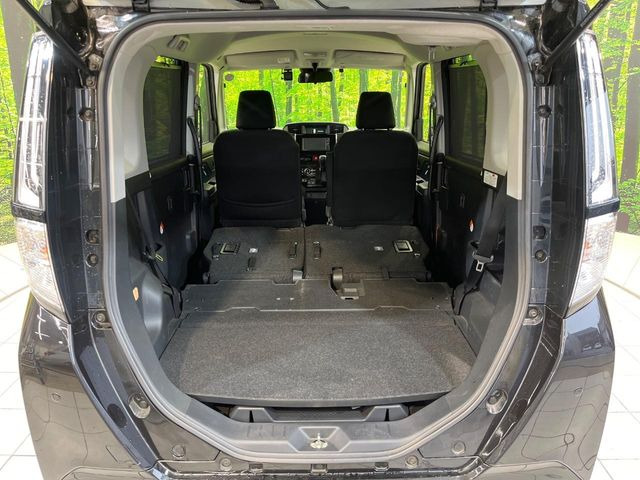 ���i�̂���������ʋ΁A���}���ɏ\���ȉ׎��X�y�[�X���m�ۂ��Ă���܂��B�Z�J���h�V�[�g��|���ƁA�傫�ȉו��̐ύڂ��\�ł���