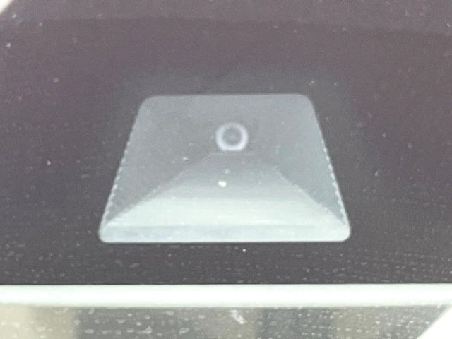 【ホンダセンシング】走行中に前方の車両等を認識し、衝突しそうな時は警報とブレーキで衝突回避と被害軽減をアシスト。より安全にドライブをお楽しみいただけます。