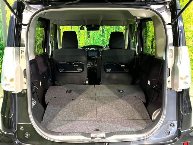 ���i�̂���������ʋ΁A���}���ɏ\���ȉ׎��X�y�[�X���m�ۂ��Ă���܂��B�Z�J���h�V�[�g��|���ƁA�傫�ȉו��̐ύڂ��\�ł���