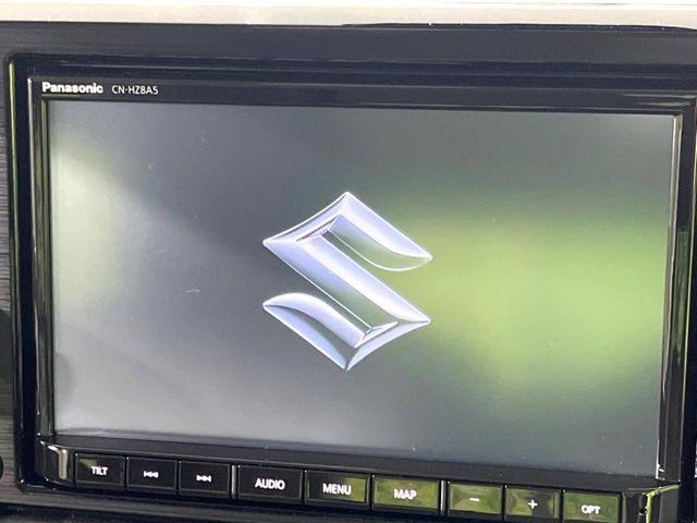 【純正8型ナビ】人気の純正ナビを装備。オーディオ機能も充実しており、Bluetooth接続すればお持ちのスマホやMP3プレイヤーの音楽を再生可能!毎日の運転がさらに楽しくなります!!