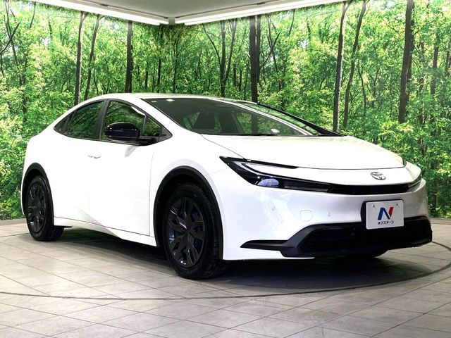 高透明度のガラス皮膜で撥水はもちろん、上質なツヤ・光沢を実現。紫外線や酸性雨から大切な愛車を保護し、色あせ・劣化を防止。「弾スプラッシュコート」、「弾プリミッサコート」からお選びいただけます。