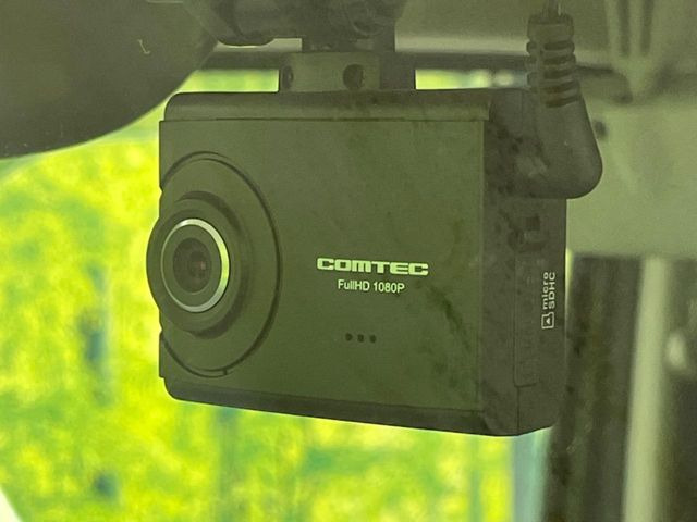 �y�h���C�u���R�[�_�[�z���S�E���S�ȃJ�[���C�t�ɕK�{�̃h���C�u���R�[�_�[�𑕔�!���s���͂������A������^�]�⎖�̂ɑ��������ۂ̏󋵂��f���ŋL�^���A����̃��X�N�ɔ����܂��B