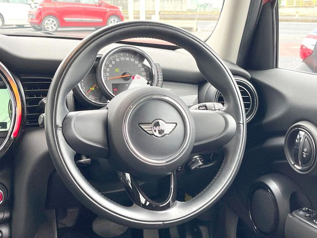 ���n���h�����̃X�������Ȃ��A���ꂢ�ȏ�Ԃ��ێ����Ă���܂��B�e�X�C�b�`���̓�����m�F�ς݂ł��B