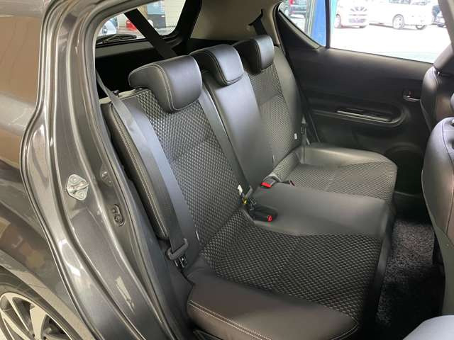 広々とした空間で、手軽にお荷物を出し入れ可能です!!