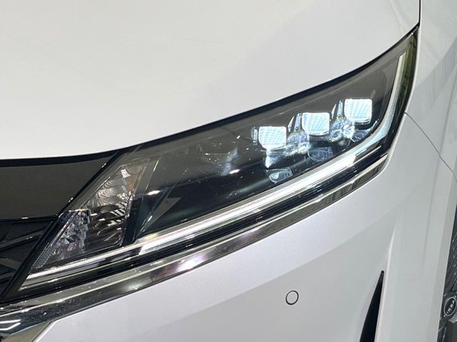 �yLED�w�b�h���C�g�z���V����ԑ��s�����ǍD�Ȏ��E���m�ۂ����S���ĉ^�]�ł��鍂�P�xLED�w�b�h���C�g�𑕔�!�_�����x�������A����d�͂��}�����Ă��܂��B