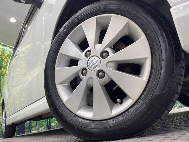 【純正14インチアルミホイール】外観にマッチした純正アルミホイールを装着しております。各種社外アルミホイールや、スタッドレスタイヤも取扱いしております。是非ご相談ください♪