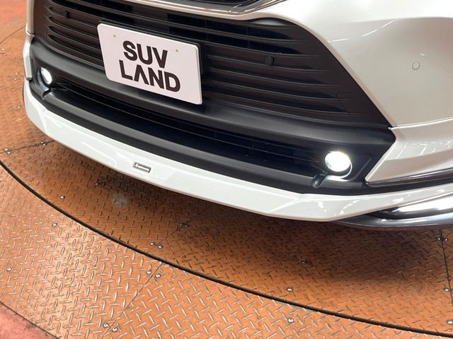 【モデリスタエアロ】人気のモデリスタエアロを装着!クルマの外観がよりスタイリッシュになり、街中で存在感あふれる1台に♪将来買い替える時にもリセールに影響しやすく、価値ある人気の装備です!