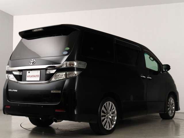 当店では、厳選された車両のみ展示しております。アルファード・ヴェルファイアに特化した専門店ならではの豊富な在庫の中から、お気に入りの一台をお探しください!