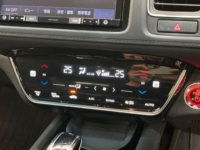 【シートヒーター】寒い日に重宝するシートヒーター!エアコンより早く温まってくれるので寒がりの人も安心ですね♪エアコンの温風は乾燥するから苦手、という方にもをおすすめです。