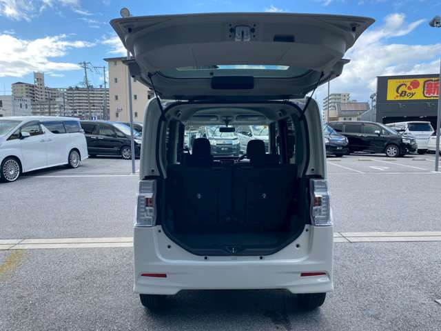 �F���C���^�[���炨�Ԃ�3���ƃA�N�Z�X�֗�!�߂��ɂ͗L���ό��n�̕F���������܂��̂ŁA�ό��ƍ��킹�Ă̂����X���ǂ��ł��ˁ􊈋C���鎩���̃X�^�b�t�����q�l�̂����X�����҂����Ă���܂�!