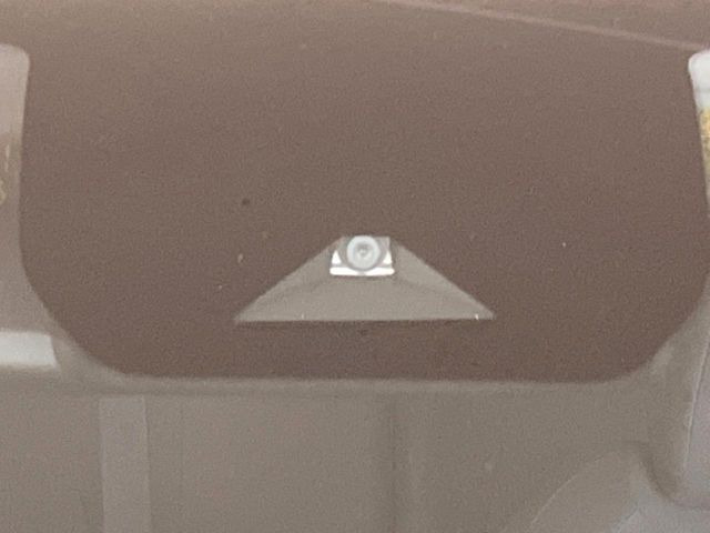 �y�G�}�[�W�F���V�[�u���[�L�z���s���ɑO���̎ԗ�����F�����A�Փ˂������Ȏ��͌x��ƃu���[�L�ŏՓˉ���Ɣ�Q�y�����A�V�X�g�B�����S�Ƀh���C�u�����y���݂��������܂��B