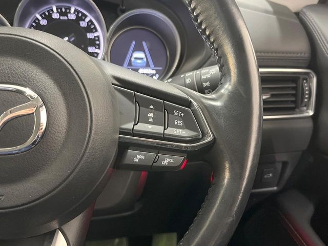 【マツダ・レーダークルーズコントロール】高速道路での長距離走行が楽に!自動で速度を保つクルーズコントロールが、衝突軽減システムと連携し、前方の車両を感知して車間を保つように速度調節してくれます!!