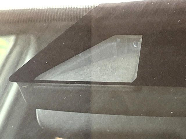 �y�v���N���b�V���Z�[�t�e�B�z�O���̎ԗ��������m���A�Փ˂������Ȏ��͌x��Œ��ӂ𑣂��A�u���[�L�𓥂ޗ͂��T�|�[�g�B�u���[�L�𓥂߂Ȃ������ꍇ�͏Փ˔�Q�y���u���[�L���쓮�A�Փˉ�����T�|�[�g���܂��B