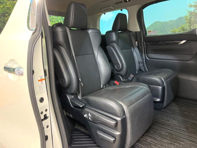 ���ڒ����̓E�H�[�N�X���[�ƂȂ��Ă���܂��B���ڂƎO��ڂ̈ړ�����~�肪�Ƃ��Ă��y�ɂȂ�̂ŁA���~��̍ۂ��X�g���X�������邱�Ƃ͂���܂����