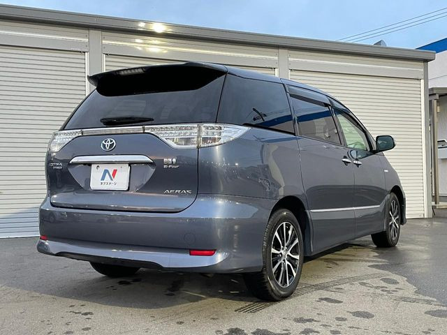 ☆全国のネクステージからお取り寄せが可能※!遠方の店舗に展示してあるクルマが気になる場合も、最寄りの店舗でご覧いただくことが可能です!是非私たちに要望をお聞かせください!※別途費用