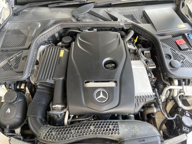 �����X�ł́A�e���[�J�[�̐�p�f�f�e�X�^�[�𓱓��B���Ǝ��i�����e�N�j�J���X�^�b�t���풓���Ă���܂��̂ŁA������̍ۂɂ����S���Ă����p���������܂��B