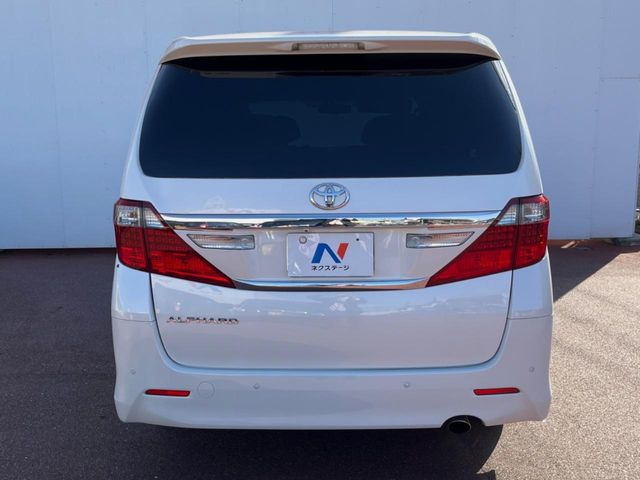 安心の最長10年・走行無制限保証(有償)をご用意。保証内容も充実はもちろん、無料点検&オイル交換や、年中無休の全国・24時間ロードサービスも付帯されておりますのでご安心下さい。