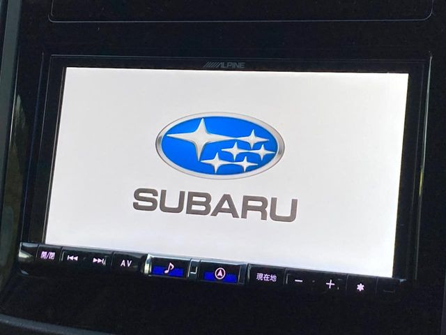 【純正ナビ】人気の純正ナビを装備しております。ナビの使いやすさはもちろん、オーディオ機能も充実!キャンプや旅行はもちろん、通勤や買い物など普段のドライブも楽しくなるはず♪