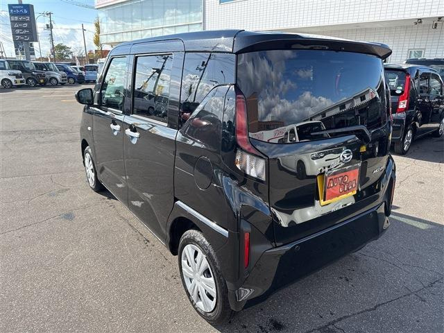 �݌ɎԂ́A�F�X�ȎԎ킪�������p�ӂ������Ă���܂��B