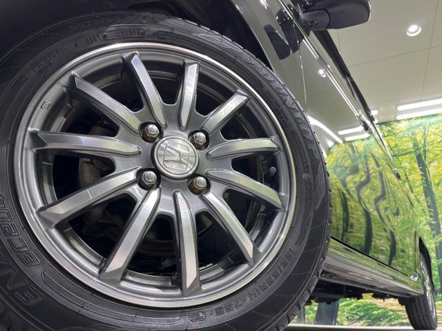 �y����14�C���`�A���~�z�C�[���z�O�ςɃ}�b�`���������A���~�z�C�[���𑕒����Ă���܂��B�e��ЊO�A���~�z�C�[����A�X�^�b�h���X�^�C�����戵�����Ă���܂��B���񂲑��k����������