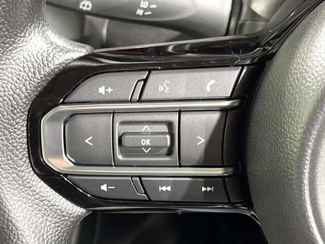 �y�X�e�A�����O�X�C�b�`�z�^�]���A�O������ڐ������炷���ƂȂ��A�I�[�f�B�I���̑��삪�\�ȕ֗��@�\!���S&���K�ȃh���C�u�����o���Ă���܂���