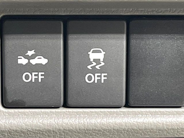 �y������h�~���u�z�ԗ��̉���������m����ƁA�����I�Ɏԗ��̐i�s������ۂ悤�Ɏԗ��𐧌䂵�܂��B�J�̓��ȂǊ���₷���H�ʏ󋵂ł����S�ȉ^�]���\�ł��B