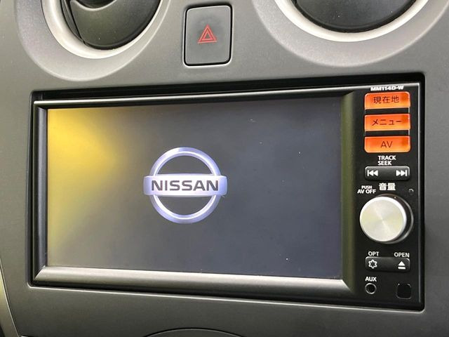 �y�����i�r�z�l�C�̏����i�r�𑕔����Ă���܂��B�i�r�̎g���₷���͂������A�I�[�f�B�I�@�\���[��!�L�����v�◷�s�͂������A�ʋ΂┃�����ȂǕ��i�̃h���C�u���y�����Ȃ�͂���