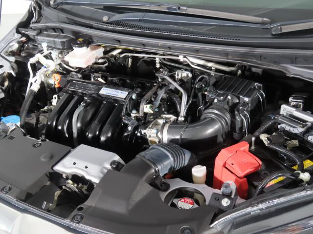 �G���W�����[�������ꂢ�ł���B�@�֋@�\�n���ǍD�ł��B�[�ԑO�ɓ_���������s���܂��B�G���W���I�C���E�I�C���t�B���^�[�E�G�A�R���t�B���^�[�E���C�p�[�S���͕K�������v���܂�(�G�A�R���t�B���^�[�́A�����Ԃ̂�)