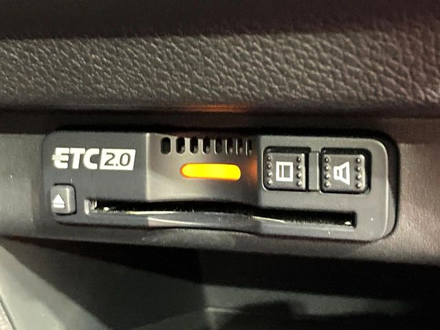 【ETC】高速道路の料金所をストレスなく通過!話題のスポットやサービスエリアに多い「スマートIC」利用時は必須のアイテムです。当店でセットアップを実施、ご納車当日からすぐにご利用いただけます!