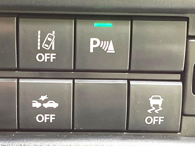 �y�X�Y�L �Z�[�t�e�B�T�|�[�g�z���s���ɑO���̎ԗ�����F�����A�Փ˂������Ȏ��͌x��ƃu���[�L�ŏՓˉ���Ɣ�Q�y�����A�V�X�g�B�����S�Ƀh���C�u�����y���݂��������܂��B