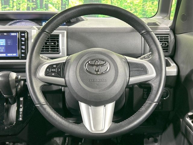 ステアリングも使用感が少なく、きれいな状態となっております♪