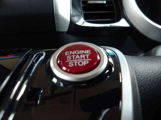 E/gプッシュスタートなのでキーを身につけていればキーを挿さずにエンジンスタートできます!