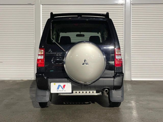 安心の最長10年・走行無制限保証(有償)をご用意。保証内容も充実はもちろん、無料点検&オイル交換や、年中無休の全国・24時間ロードサービスも付帯されておりますのでご安心下さい。