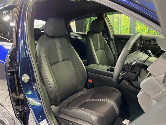 �y�n�[�t���U�[�V�[�g�z�������ƍ���S�n�𗼗������l�C�̃V�[�g���w�ʁE���ʂ̃t�@�u���b�N�f�ނ́A�ʋC���̗ǂ��⊊��ɂ����ɗD��Ă��܂��B�C���╞���ɍ��E���ꂸ���K�ɂ���肢�������܂��B