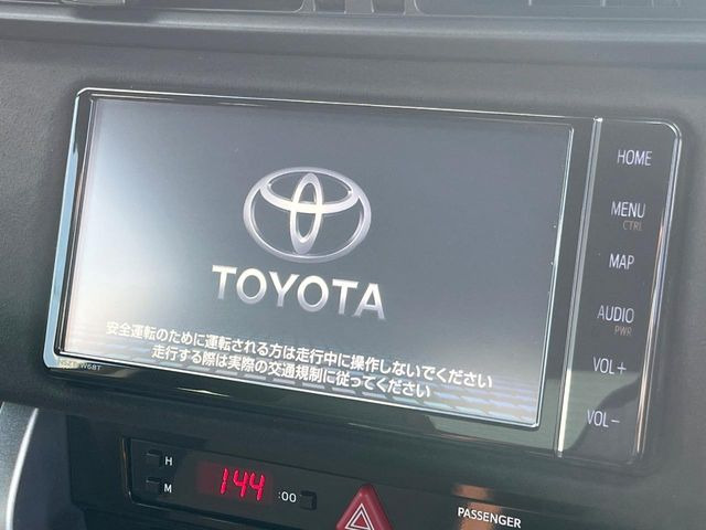 �y�����i�r�z�l�C�̏����i�r�𑕔����Ă���܂��B�i�r�̎g���₷���͂������A�I�[�f�B�I�@�\���[��!�L�����v�◷�s�͂������A�ʋ΂┃�����ȂǕ��i�̃h���C�u���y�����Ȃ�͂���