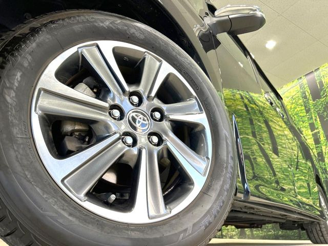 �y����16�C���`�A���~�z�C�[���z�O�ςɃ}�b�`���������A���~�z�C�[���𑕒����Ă���܂��B�e��ЊO�A���~�z�C�[����A�X�^�b�h���X�^�C�����戵�����Ă���܂��B���񂲑��k����������