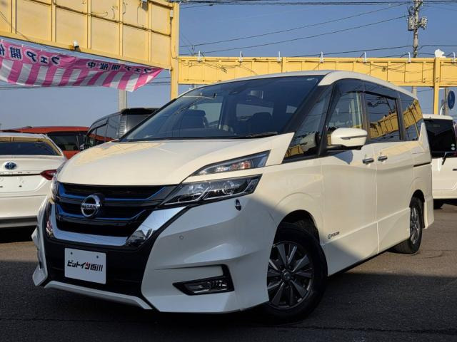 セレナ1.2 e-POWER ハイウェイスターV