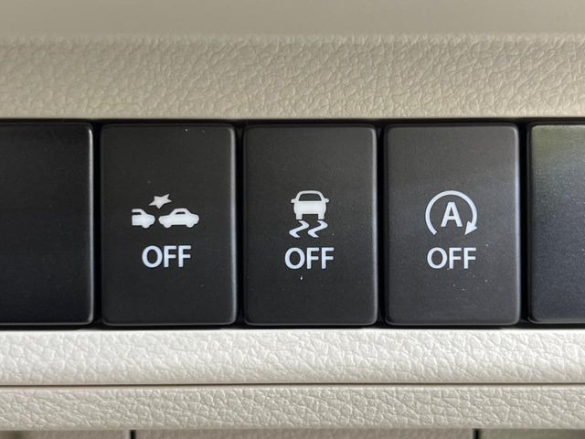 【スズキ レーダーブレーキサポート】走行中に前方の車両等を認識し、衝突しそうな時は警報とブレーキで衝突回避と被害軽減をアシスト。より安全にドライブをお楽しみいただけます。