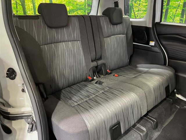 �L�X�Ƃ���2��ڃV�[�g�͋��Z���������A���S�n�����K!�F�B��Ƒ��Ƃ̂��o�����ɂ҂�����ł��B�x�r�[�V�[�g��`���C���h�V�[�g�g�p�������K�ɂ��߂�������������\���ȋ�Ԃ��m�ۂ��Ă��܂��B