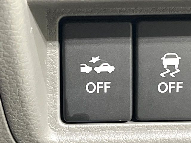 �y�X�Y�L �Z�[�t�e�B�T�|�[�g�z���s���ɑO���̎ԗ�����F�����A�Փ˂������Ȏ��͌x��ƃu���[�L�ŏՓˉ���Ɣ�Q�y�����A�V�X�g�B�����S�Ƀh���C�u�����y���݂��������܂��B