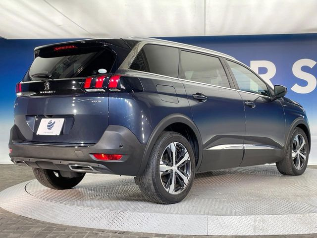 ●無料付帯の保証の他、安心の最長3年・走行無制限保証(有償)をご用意。輸入車を安心してお楽しみいただける様、保証内容も充実はもちろん、無料点検&オイル交換やロードサービスも付帯しております。