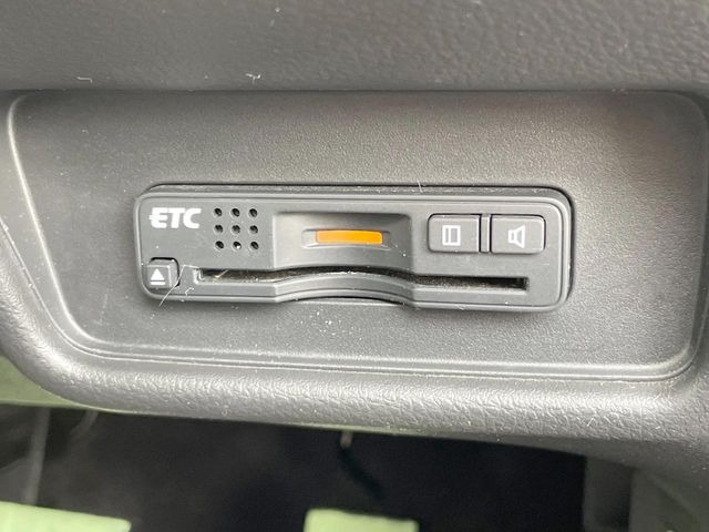 【ETC】高速道路の料金所をストレスなく通過!話題のスポットやサービスエリアに多い「スマートIC」利用時は必須のアイテムです。当店でセットアップを実施、ご納車当日からすぐにご利用いただけます!