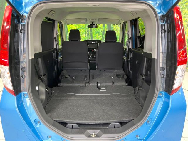 普段のお買い物や通勤、送迎等に十分な荷室スペースを確保しております。セカンドシートを倒すと、大きな荷物の積載も可能です♪