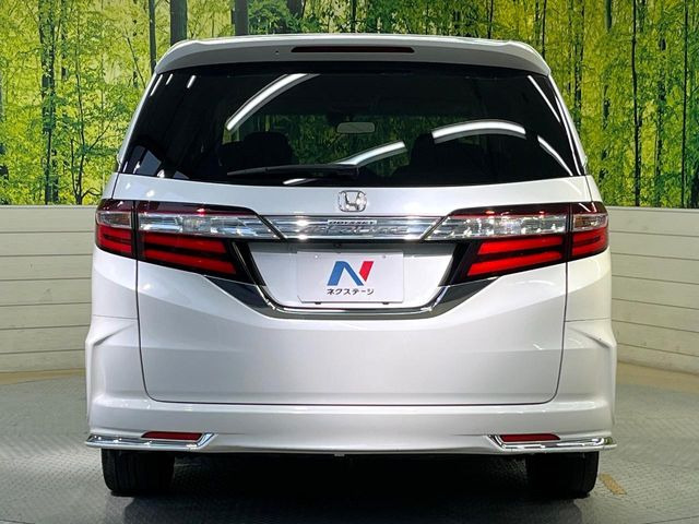 安心の最長10年・走行無制限保証(有償)をご用意。保証内容も充実はもちろん、無料点検&オイル交換や、年中無休の全国・24時間ロードサービスも付帯されておりますのでご安心下さい。