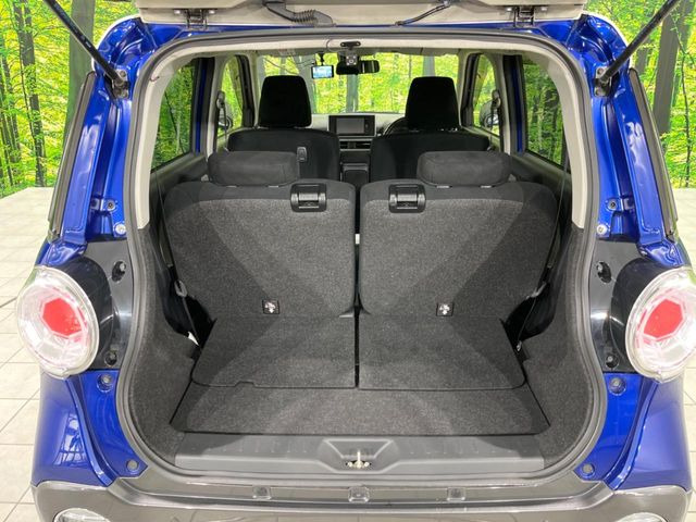 ���i�̂���������ʋ΁A���}���ɏ\���ȉ׎��X�y�[�X���m�ۂ��Ă���܂��B�Z�J���h�V�[�g��|���ƁA�傫�ȉו��̐ύڂ��\�ł���