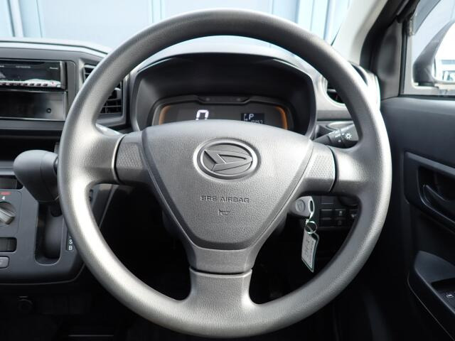 �X�e�A�����O�͂ƂĂ����ꂢ�ȏ�Ԃł���